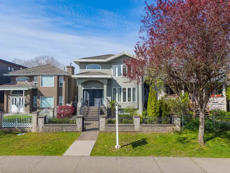 4127 OXFORD STREET - photo 2 of 35