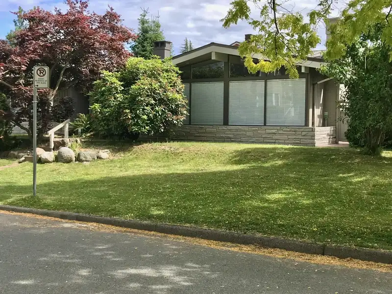 708 W 48TH AVENUE - photo 2 of 20