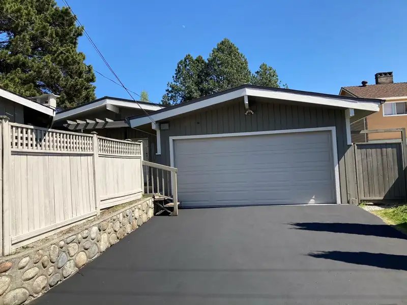 708 W 48TH AVENUE - photo 3 of 20
