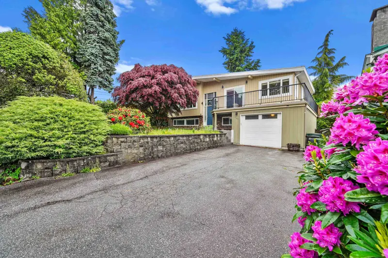 2160 JORDAN DRIVE - photo 2 of 25