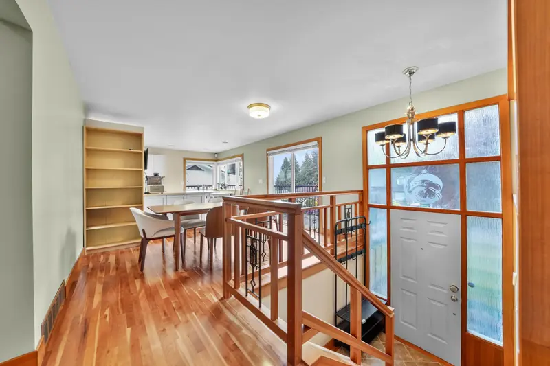 2160 JORDAN DRIVE - photo 4 of 25