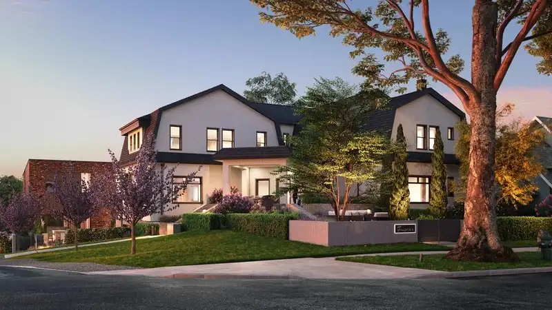 1605 ROXBURGH CRESCENT - photo 1 of 14