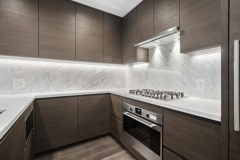 103 308 MORRISSEY ROAD - photo 2 of 25