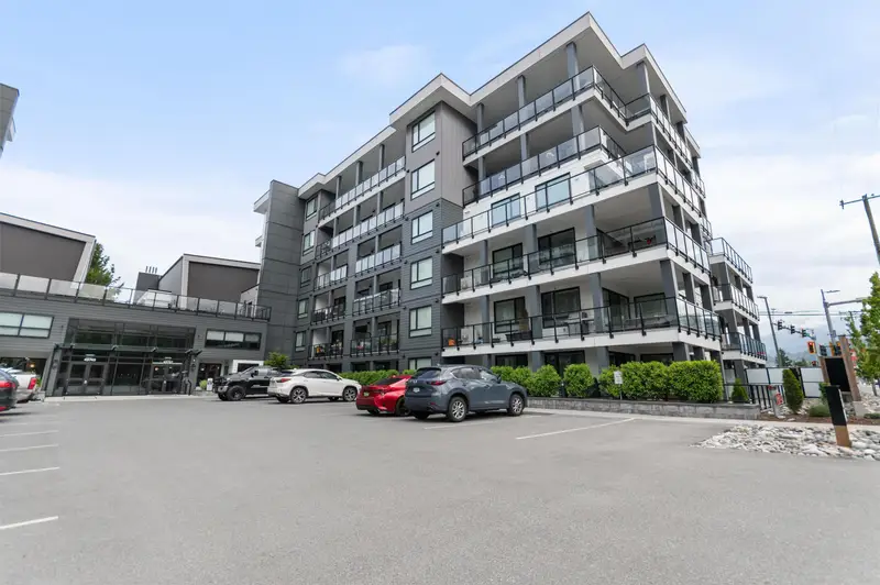 208 45745 WATSON ROAD - photo 3 of 25