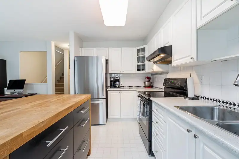 68 8930 WALNUT GROVE DRIVE - photo 3 of 29