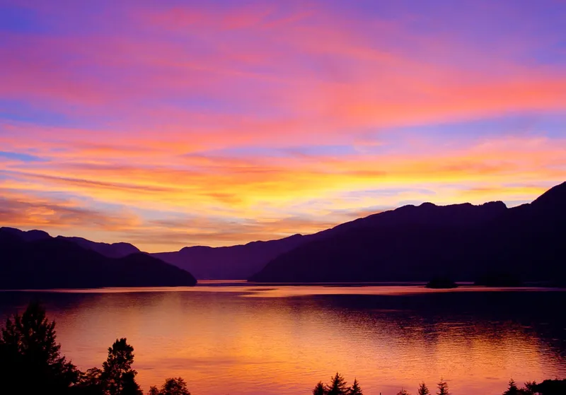 190 STONEGATE DRIVE - photo 1 of 10