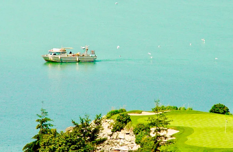 190 STONEGATE DRIVE - photo 4 of 10