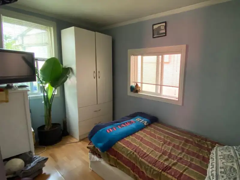 2070 E 26TH AVENUE - photo 4 of 25