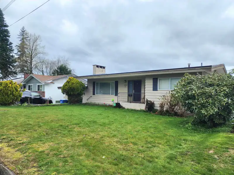2320 RIDGEWAY STREET - photo 1 of 5
