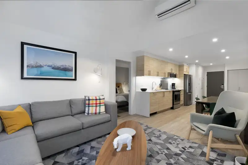 302 4365 NORTHLANDS BOULEVARD - photo 2 of 17