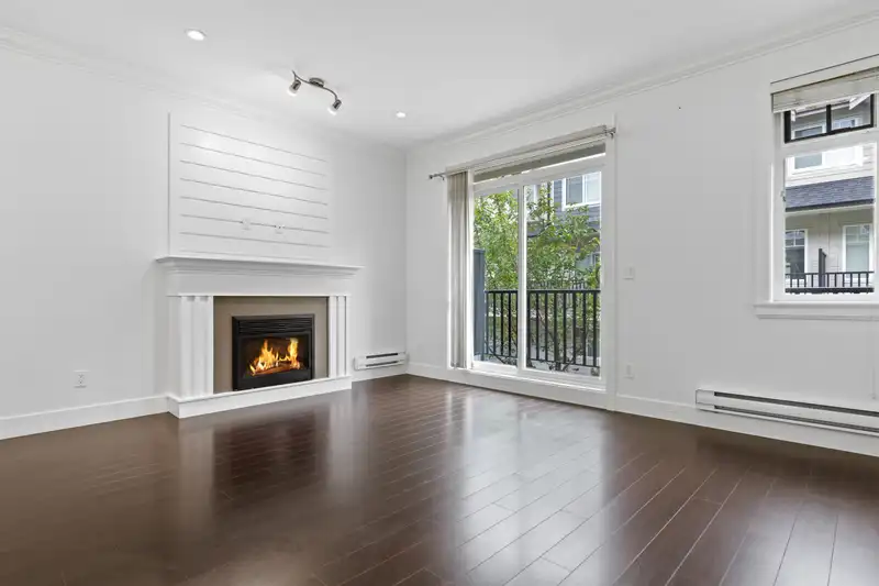 41 6383 140 STREET - photo 3 of 33