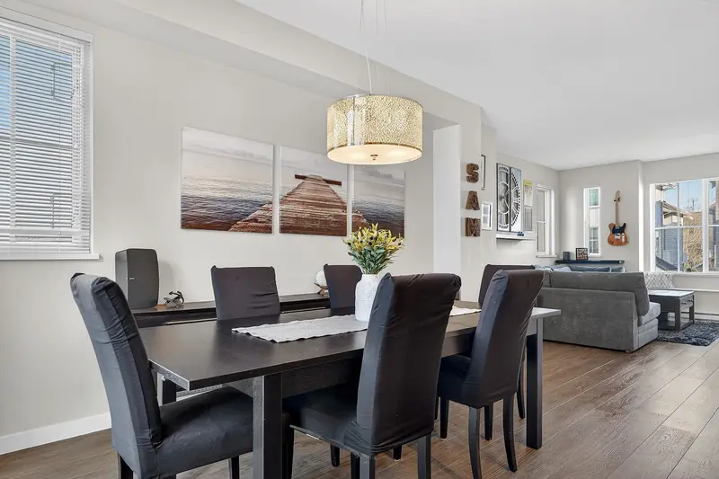 20 5550 ADMIRAL WAY - photo 4 of 25