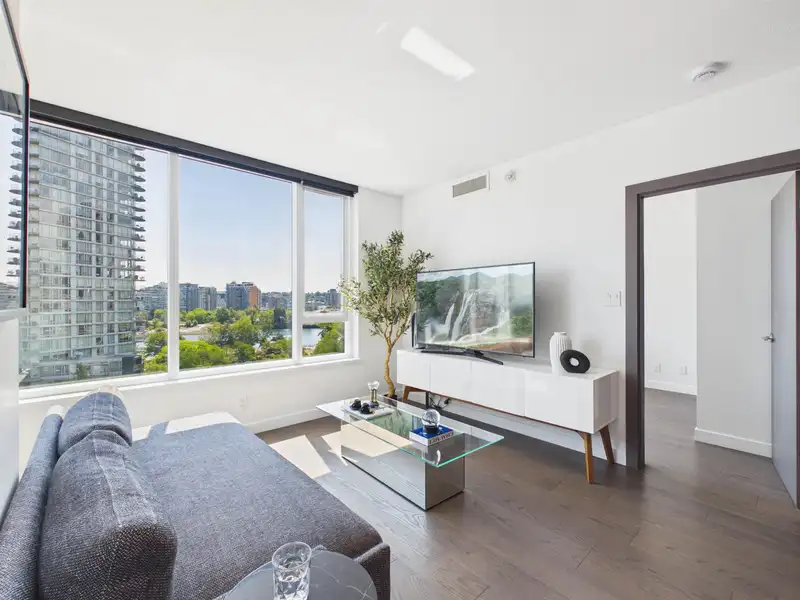 808 68 SMITHE STREET - photo 2 of 27