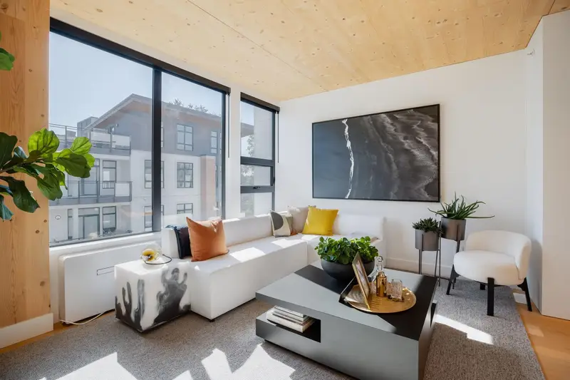 414 310 SALTER STREET - photo 4 of 25