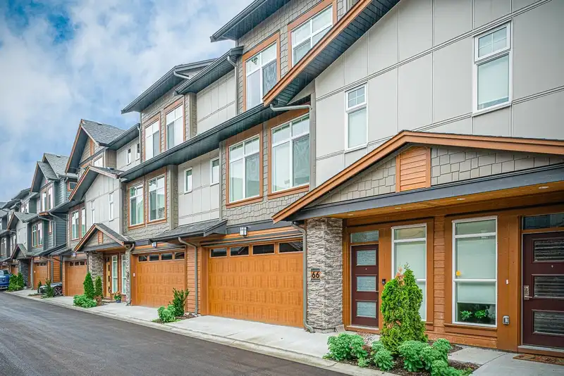 66 17033 FRASER HIGHWAY - photo 1 of 39