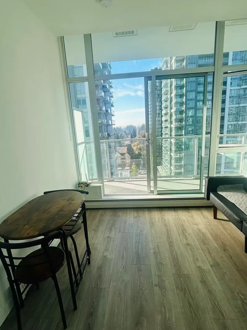 1301 13350 CENTRAL AVENUE - photo 2 of 19