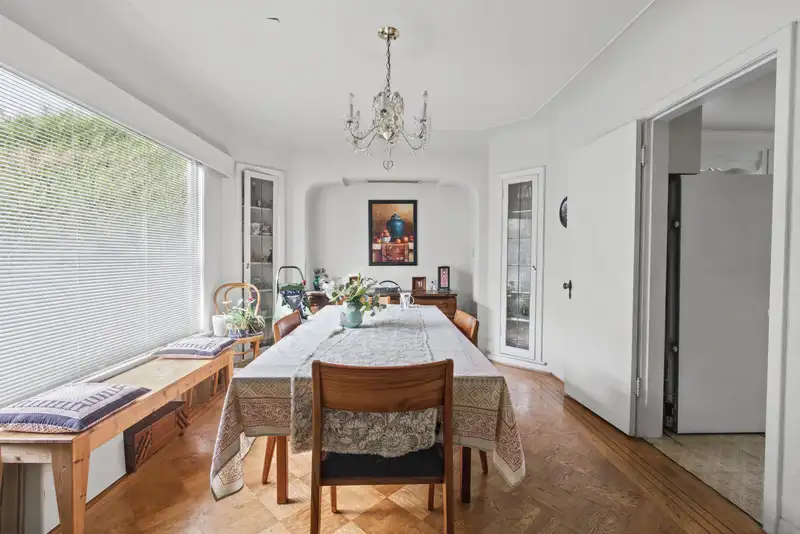 455 W 29TH AVENUE - photo 3 of 16