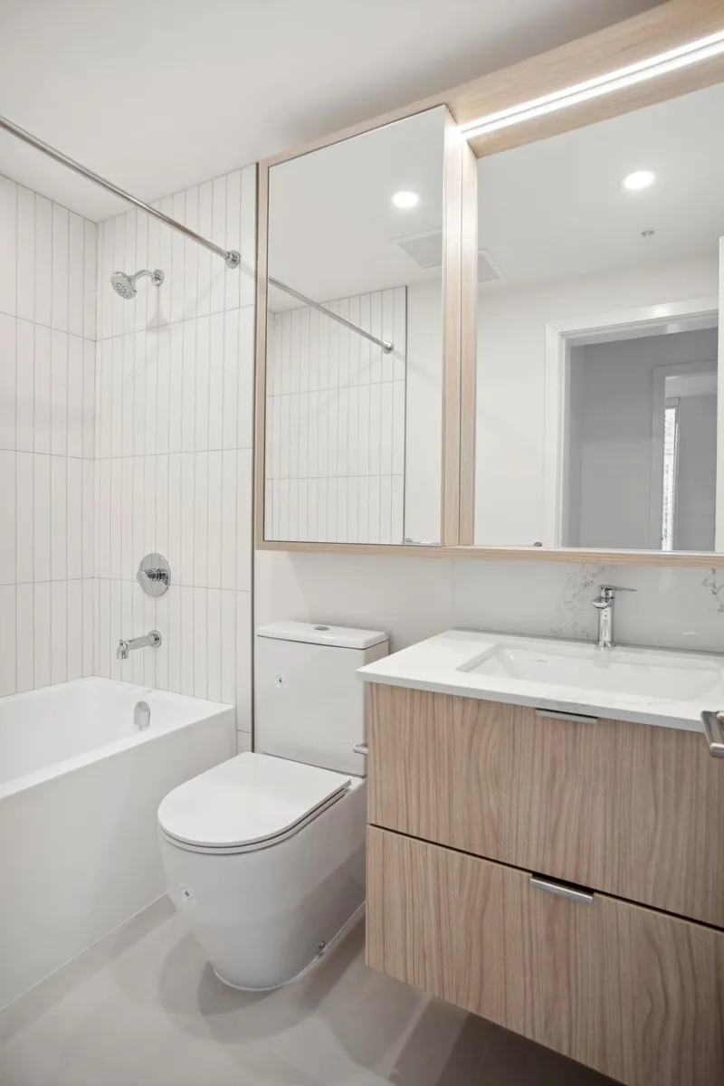 2610 537 COTTONWOOD AVENUE - photo 3 of 7