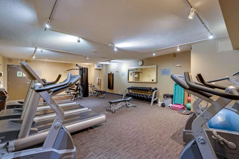 2514 610 GRANVILLE STREET - photo 4 of 13