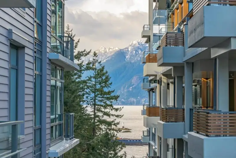 603 6699 NELSON AVENUE - photo 1 of 12