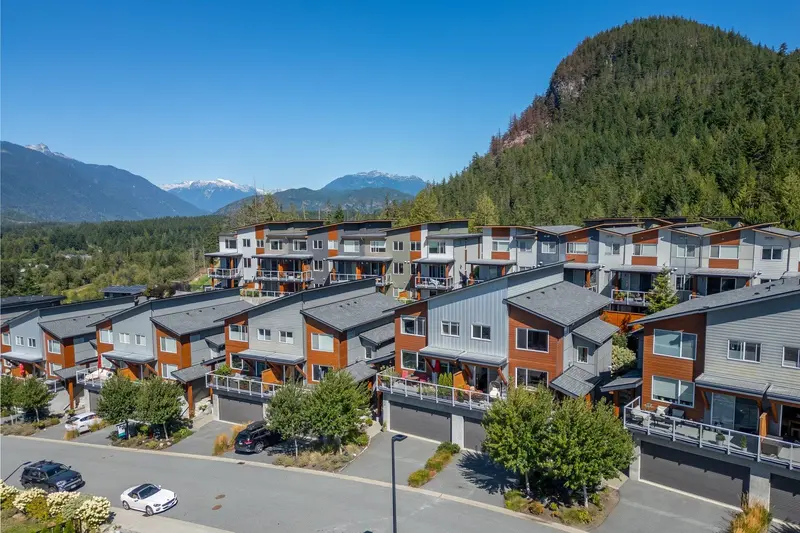 41314 HORIZON DRIVE - photo 2 of 25