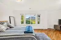 6453 N GALE AVENUE - thumbnail 22