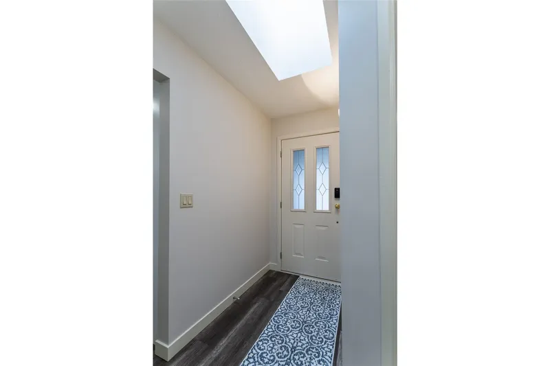 21 32615 MURRAY AVENUE - photo 3 of 25