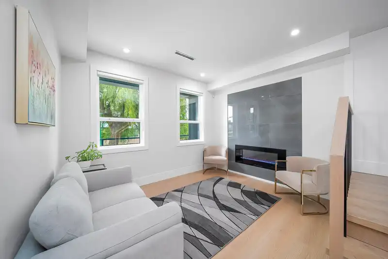 7820 STANLEY STREET - photo 3 of 35
