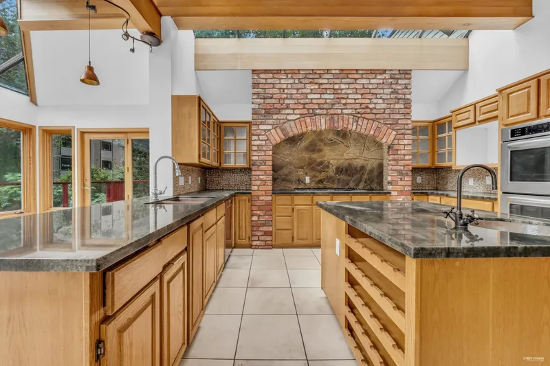 2901 ALLAN ROAD - photo 2 of 25