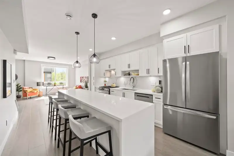 5 17155 79A AVENUE - photo 2 of 26