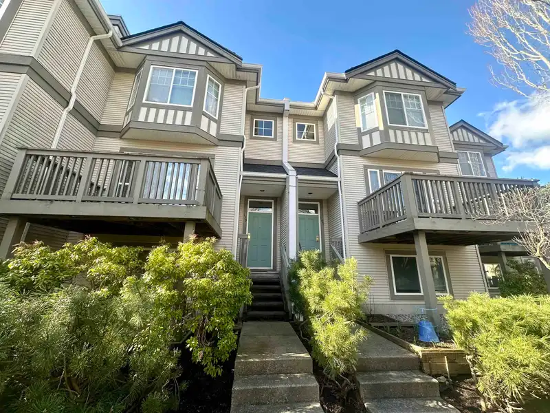 139 3880 WESTMINSTER HIGHWAY - photo 1 of 6