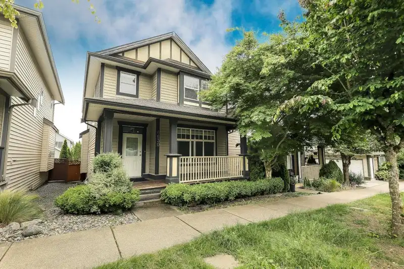 6630 192 STREET - photo 2 of 26