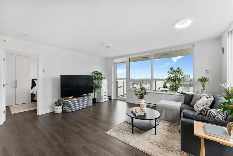 1502 988 QUAYSIDE DRIVE - photo 1 of 28