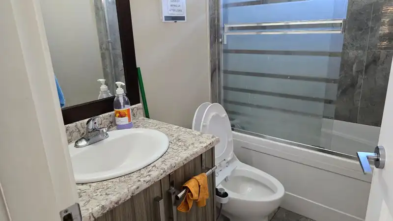 12561 112A AVENUE - photo 4 of 17