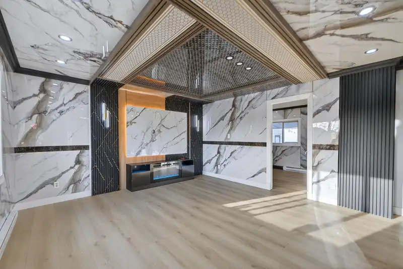 803 EWEN AVENUE - photo 3 of 28
