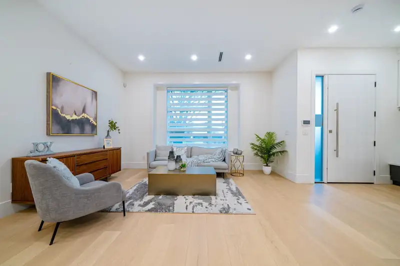 2 4210 UNION STREET - photo 1 of 18