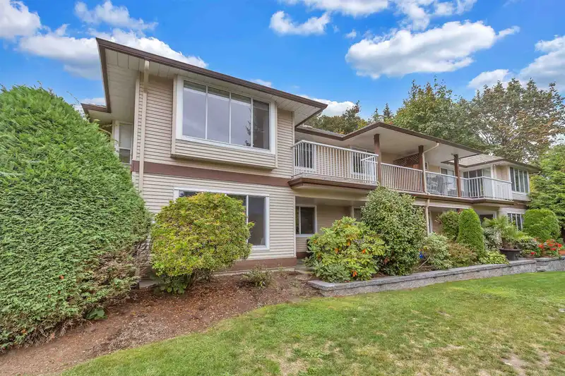 404 1750 MCKENZIE ROAD - photo 1 of 30