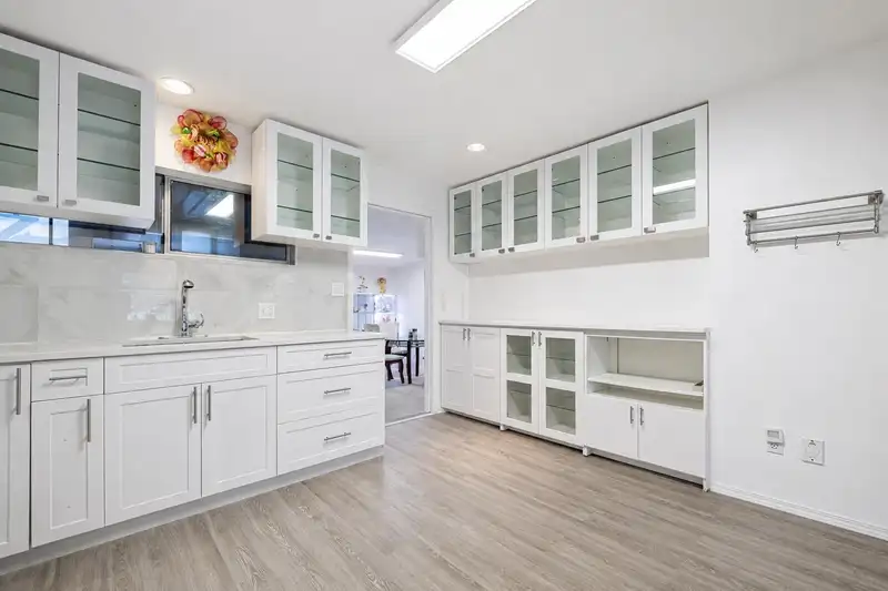 3335 DIEPPE DRIVE - photo 4 of 27