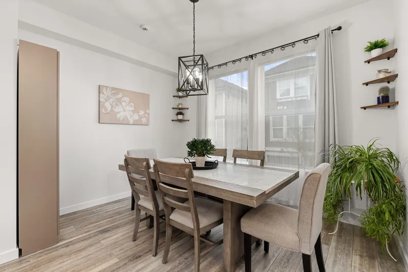 14 10415 DELSOM CRESCENT - photo 4 of 25