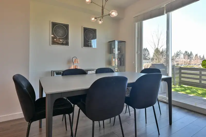 84 10311 RIVER DRIVE - photo 4 of 23