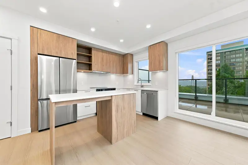 423 82 FIRST STREET - photo 1 of 37