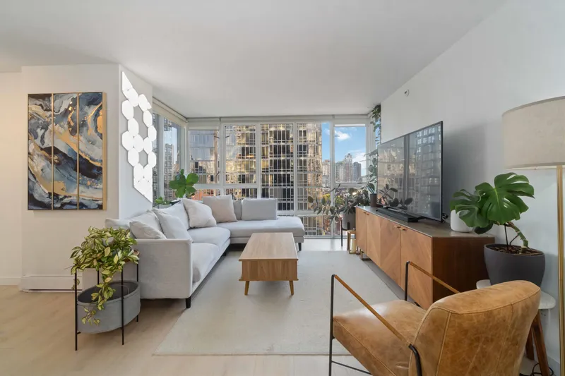 1303 930 CAMBIE STREET - photo 1 of 22