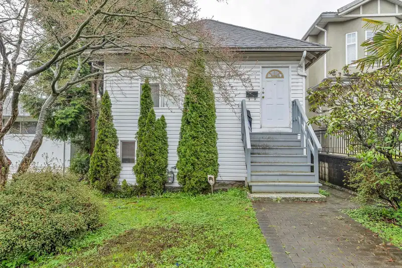 3242 VENABLES STREET - photo 1 of 36