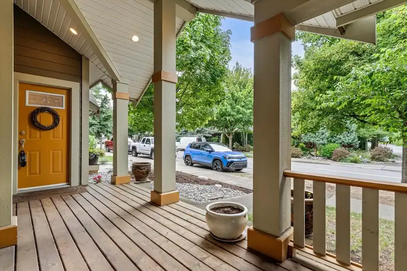 5976 MATSQUI STREET - photo 4 of 38