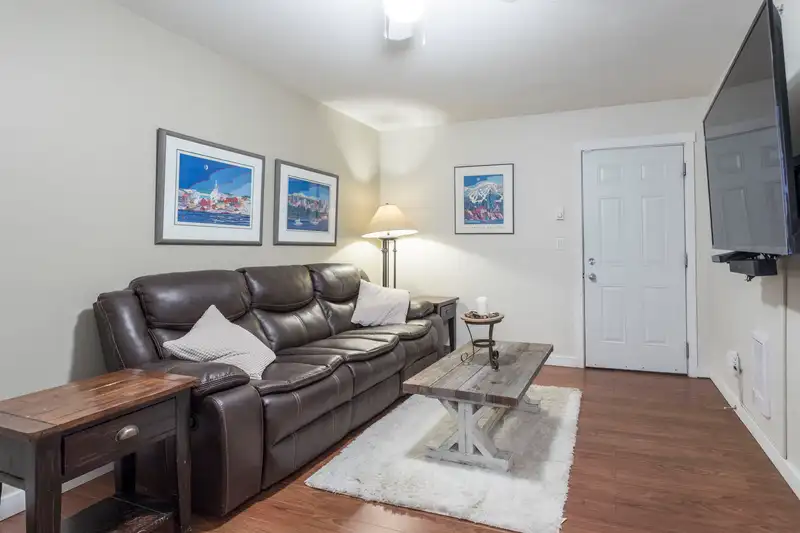 69 19572 FRASER WAY - photo 4 of 40