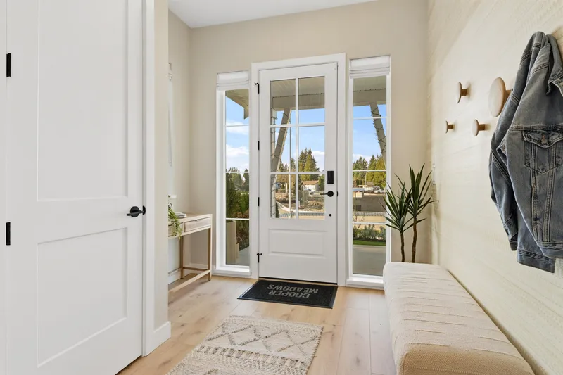 3042 BRIGETTE STREET - photo 2 of 25