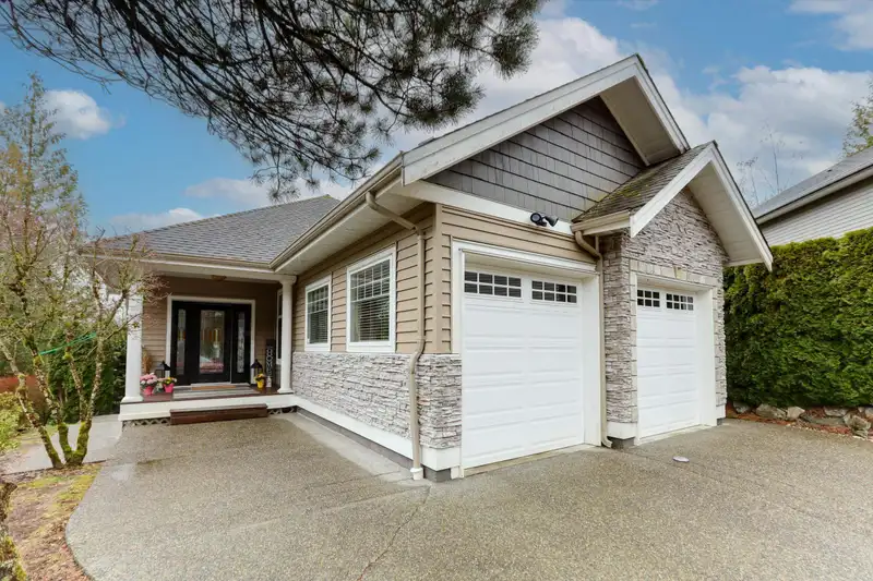 13345 239B STREET - photo 2 of 40