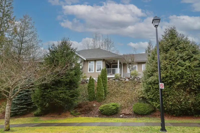 13345 239B STREET - photo 3 of 40