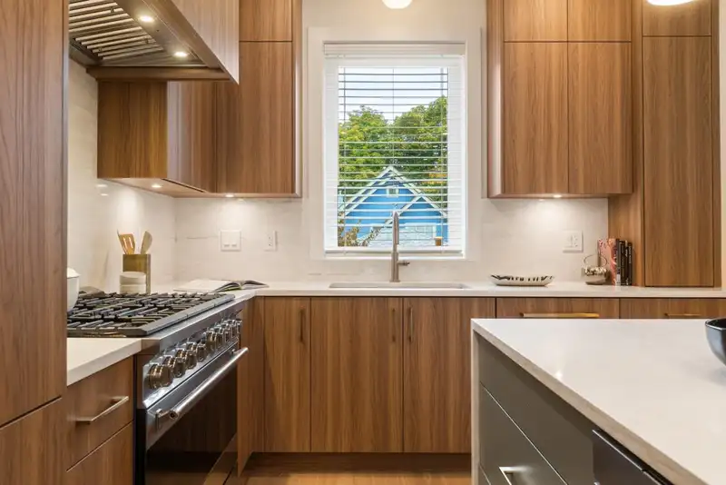 2049 E 4TH AVENUE - photo 3 of 36