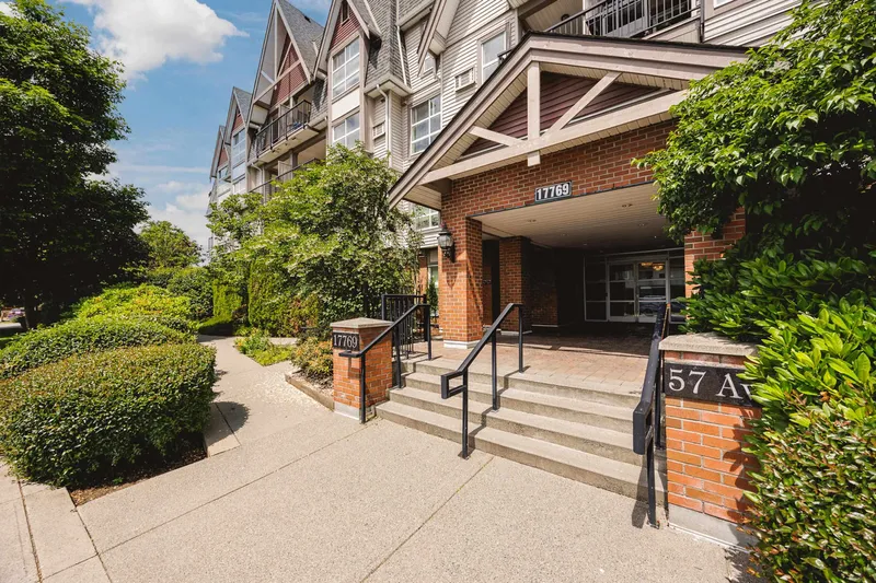 206 17769 57 AVENUE - photo 2 of 25